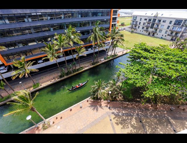 2 BEDROOM APARTMENT FOR SALE IN POINT WATERFRONT